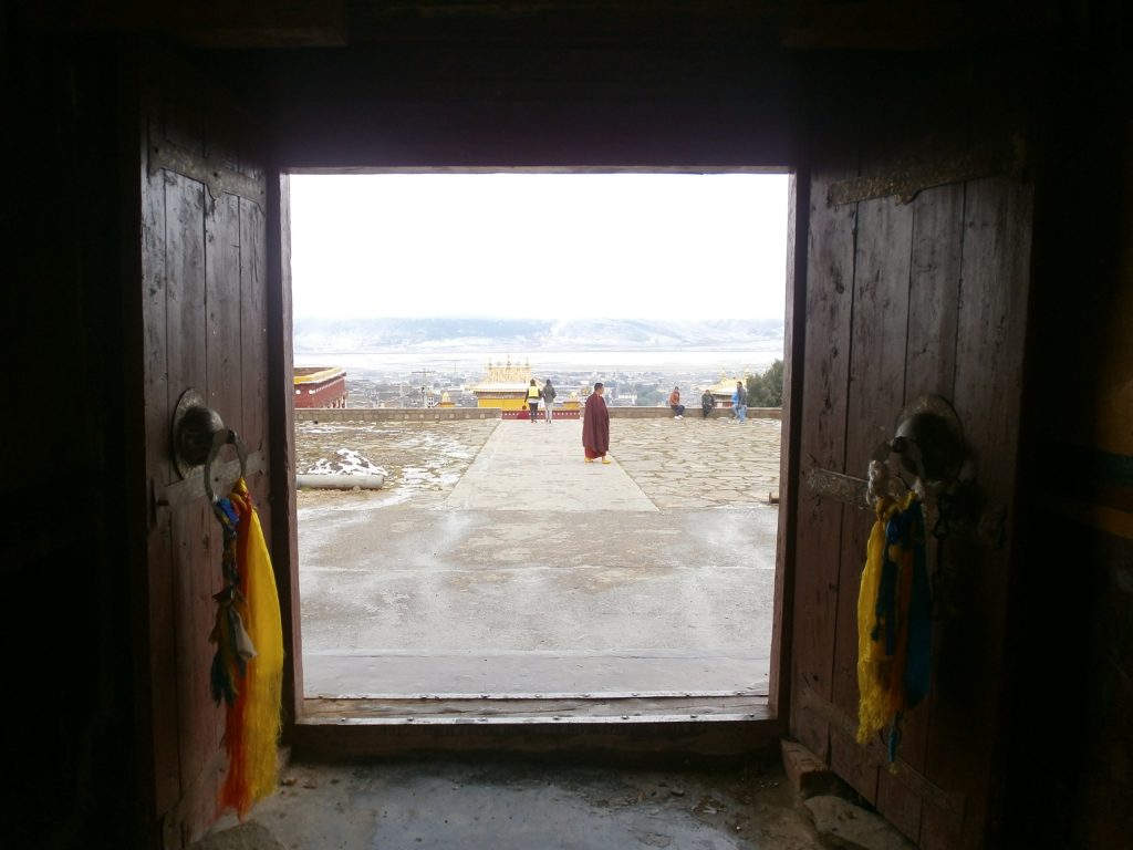 Puerta principal del Templo Litang, Sichuan