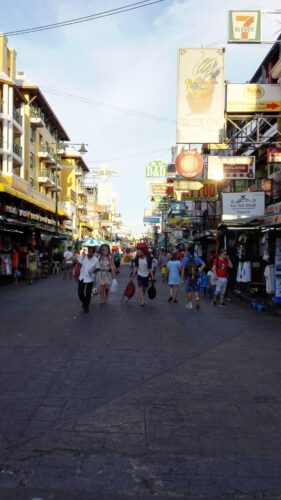 Party in Bangkok - Khao San Road