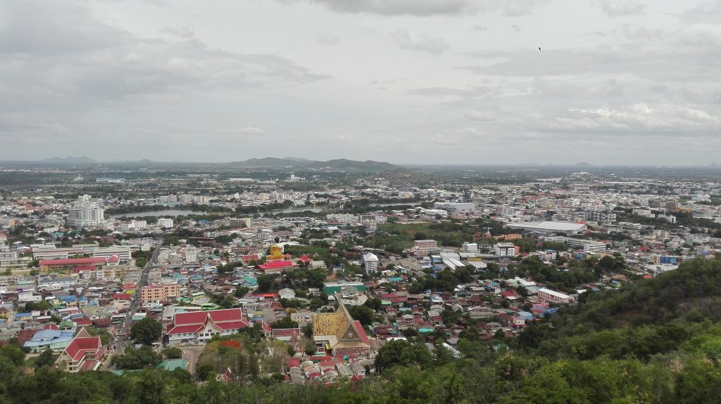 Tailandia - Vistas de Nakhon Sawan desde la montaña Khiriwong