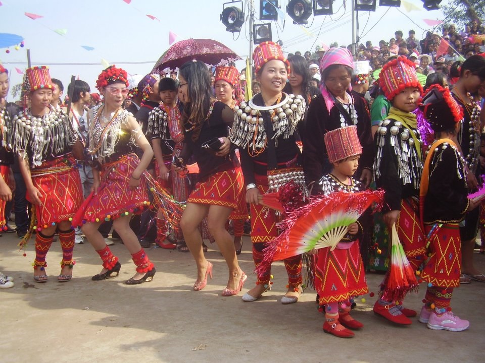 Vivir en China - Festival de minorías étnicas de Yunnan con bailes tradicionales