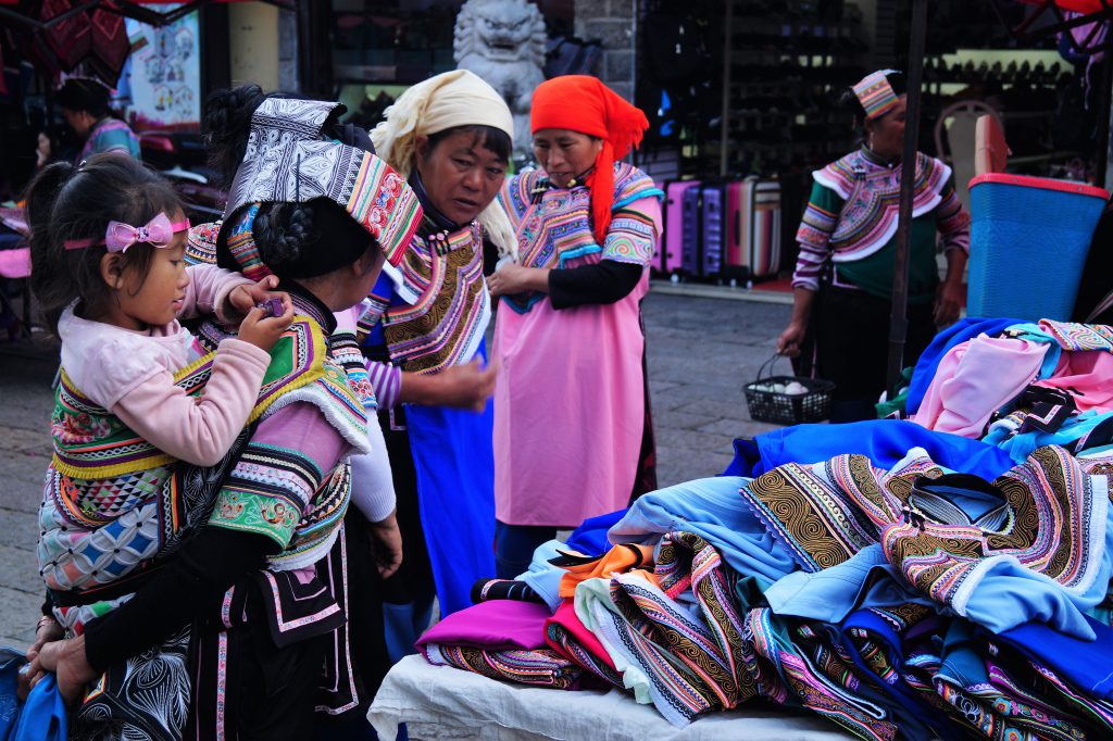 Minorías étnicas de Yunnan, Mujeres de Minoría Hani