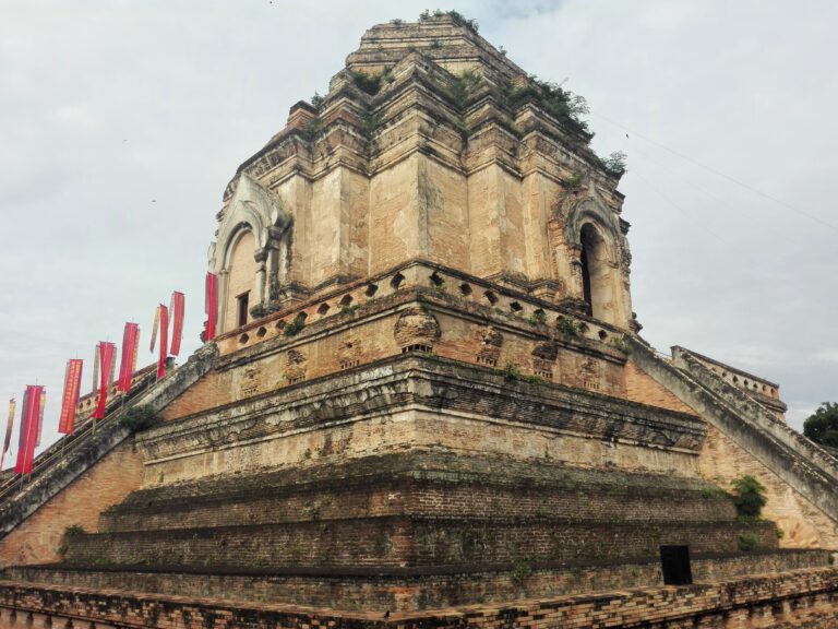 Qué hacer en Chiang Mai - Wat Chedi Luang