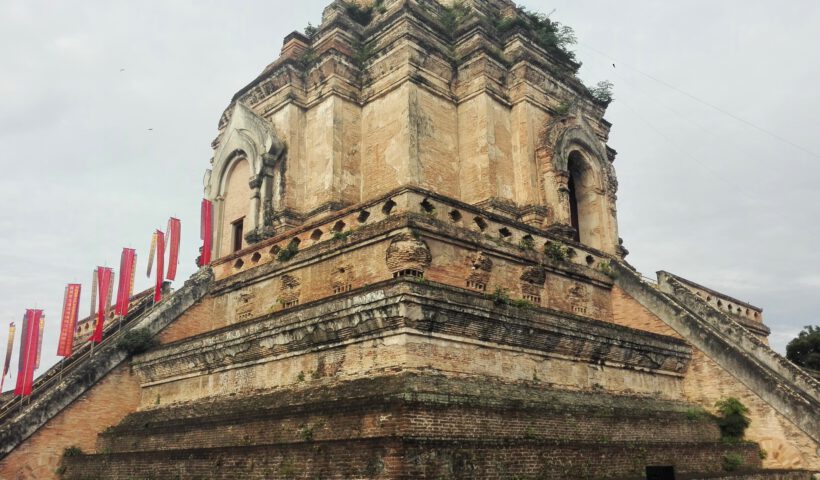 Qhé hacer en Chiang Mai - Wat Chedi Luang