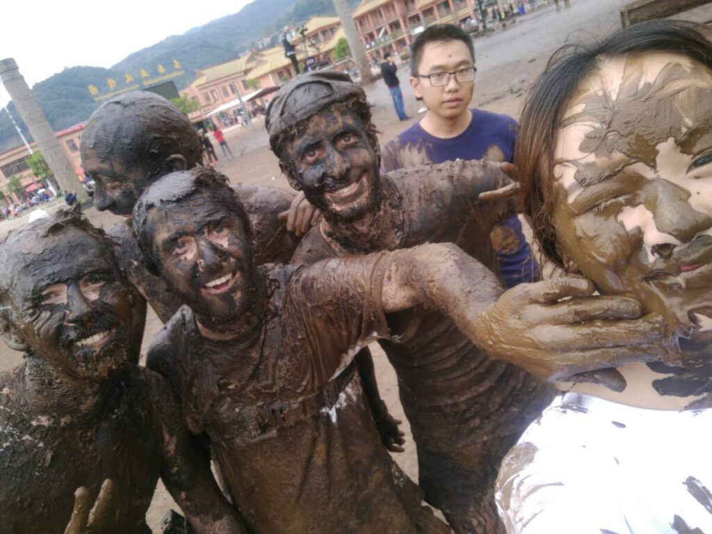 Yunnan - Cangyuan - Enjoying the China Mud Festival