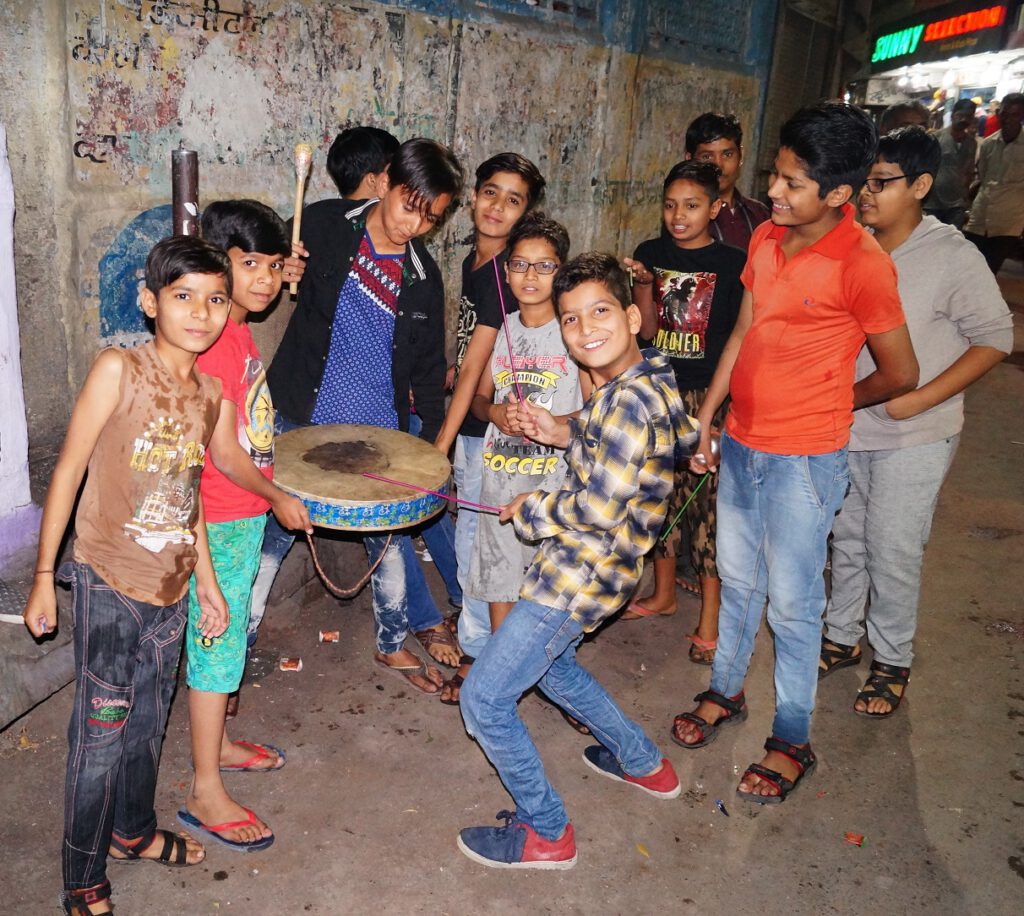 Jodhpur - Indian Kids playing in the street