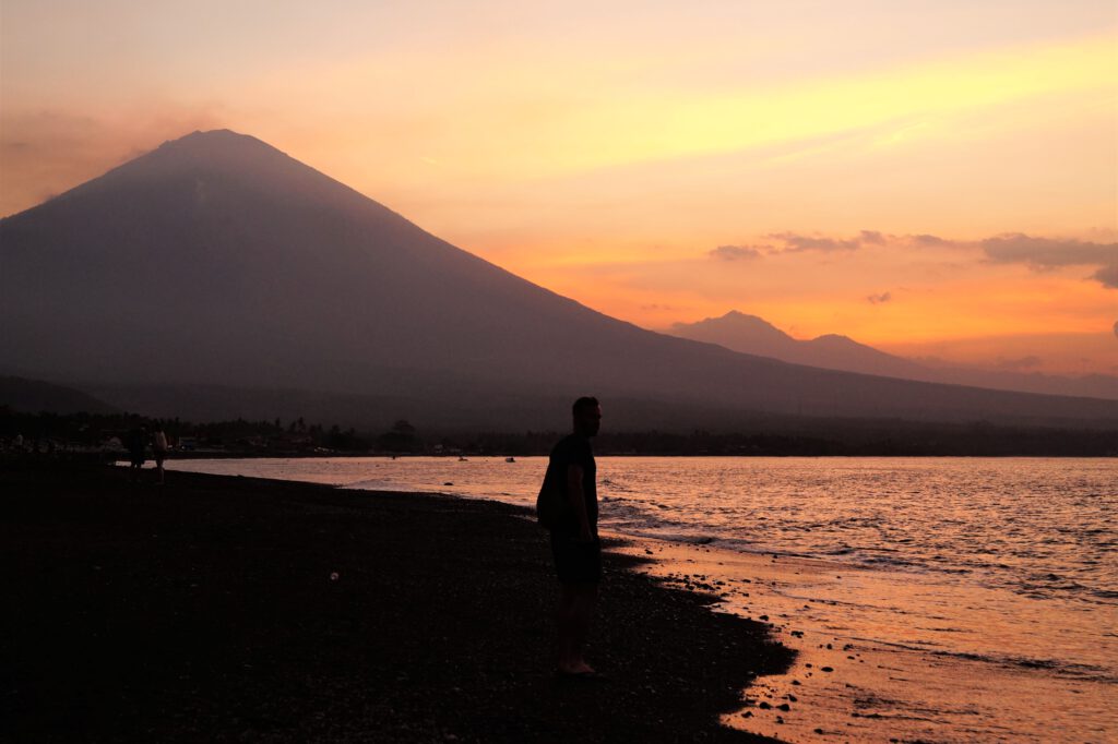 Amed travel guide - Sunset with the Agung Volcano