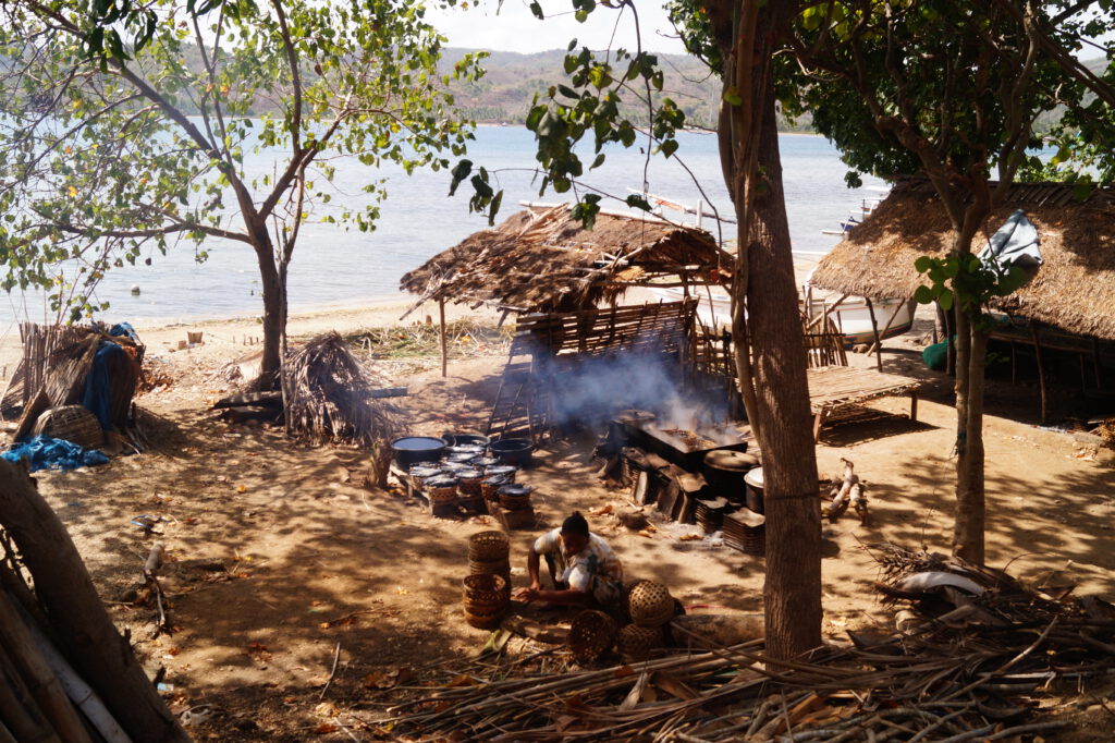 Gili Gede - Villages and locals