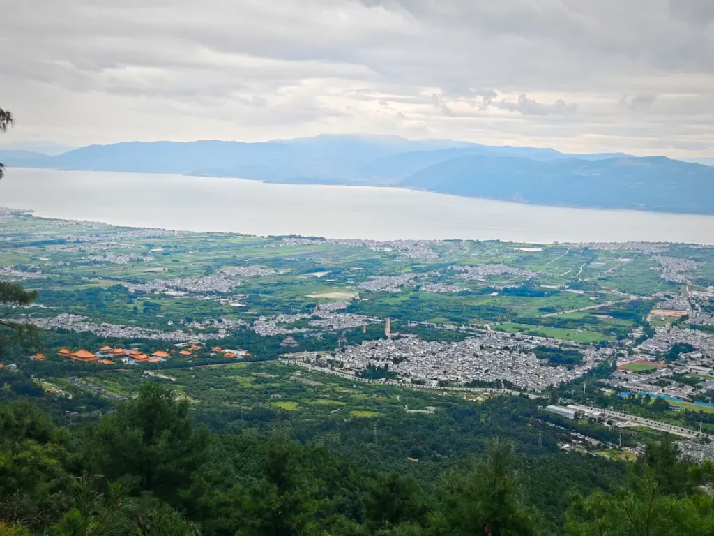 Viaje a Yunnan con trekking: itinerario de 11 días con chófer y guías locales 2 Dalí y Lago Erhai, Viaje a Yunnan con Trekking